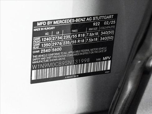 Certified 2025 Mercedes-Benz EQB 250+ image 27
