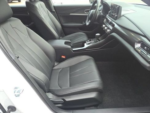Certified 2025 Acura Integra A-Spec FWD image 11
