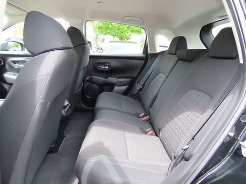 Used 2023 Honda HR-V LX image 13