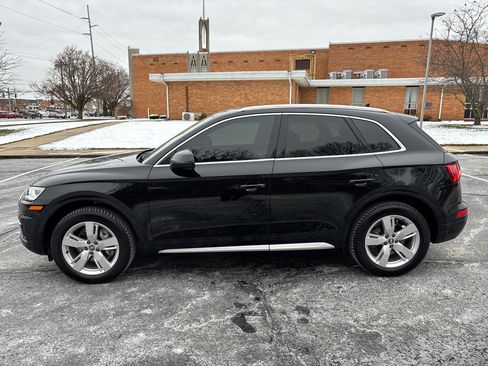 Used 2019 Audi Q5 2.0T Premium Plus w/ Premium Plus Package image 4