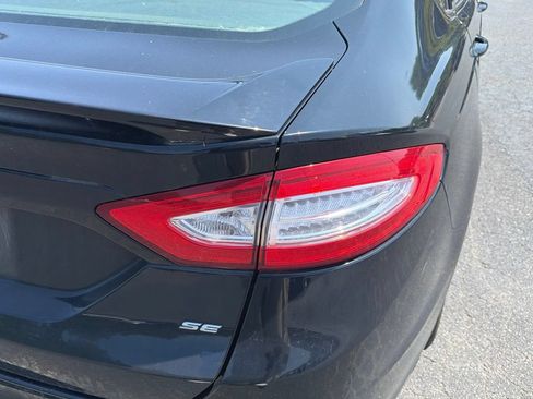 Used 2016 Ford Fusion SE w/ Equipment Group 201A FWD image 16