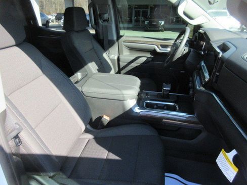 New 2026 Chevrolet Silverado 1500 RST AWD/4WD image 13