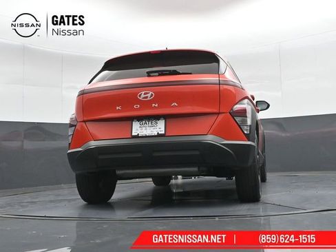 Used 2024 Hyundai Kona SEL FWD image 36