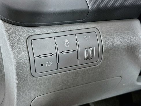 Used 2013 Hyundai Accent GLS FWD image 10
