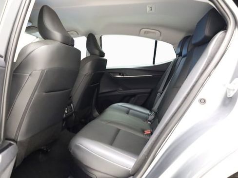 Used 2026 Toyota Camry XLE FWD image 28
