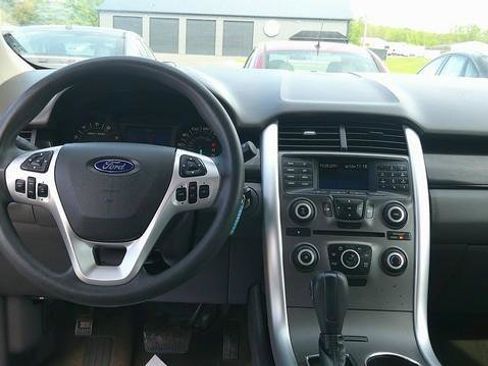 Used 2013 Ford Edge SE AWD/4WD image 10