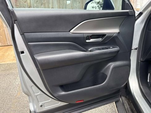 Used 2024 Toyota Grand Highlander FWD image 24