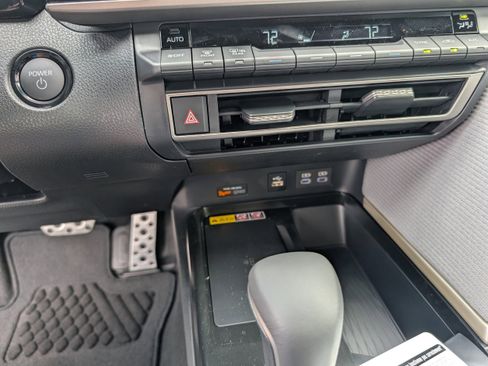 New 2026 Toyota Camry SE image 15