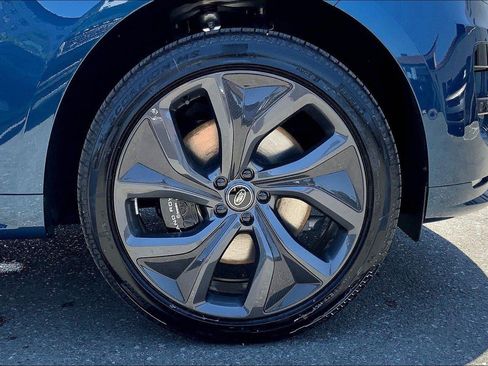 New 2025 Land Rover Range Rover Sport Autobiography AWD/4WD image 6