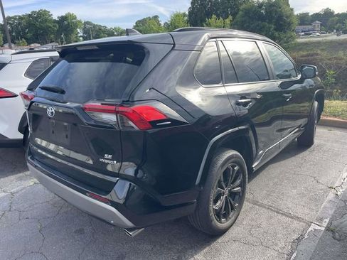 Used 2023 Toyota RAV4 SE w/ Convenience Package AWD/4WD image 13