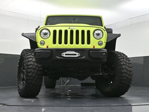 Used 2017 Jeep Wrangler Unlimited Rubicon AWD/4WD image 24