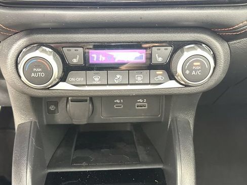 Used 2024 Nissan Versa SR w/ Electronics Package FWD image 13