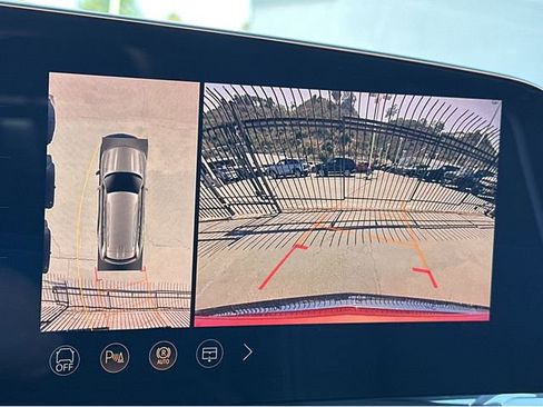 New 2026 Cadillac Vistiq Luxury w/ LPO, Floor Liner Package AWD/4WD image 20