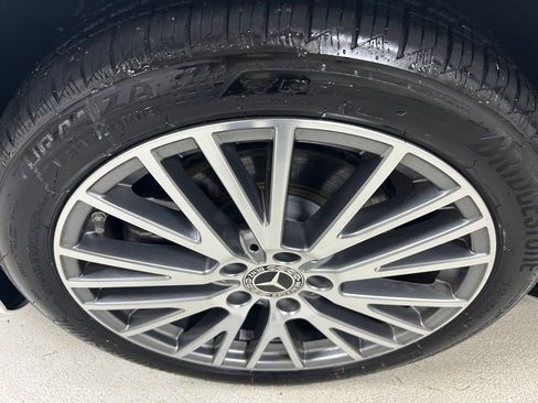 Used 2025 Mercedes-Benz CLA 250 4MATIC image 9