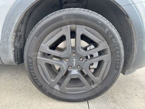 Used 2024 Kia Telluride EX X-Line AWD/4WD image 19