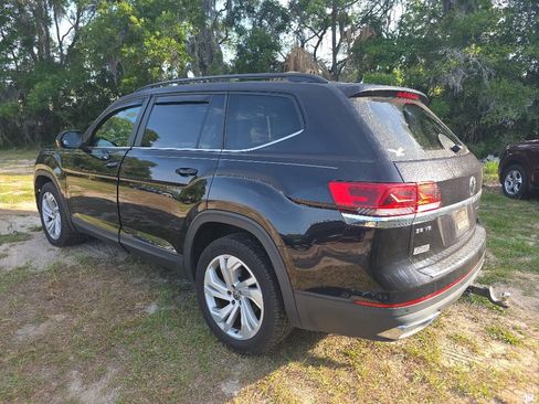 Used 2021 Volkswagen Atlas SE w/ Panoramic Sunroof Package FWD image 6