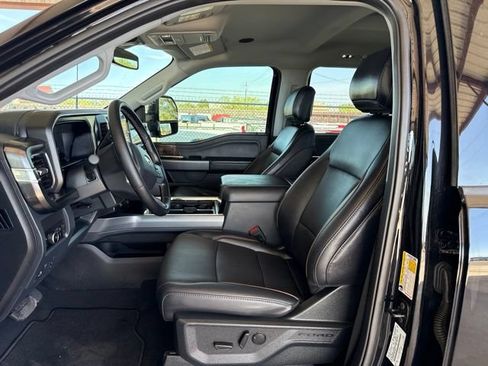 Used 2025 Ford F250 Lariat w/ Lariat Ultimate Package AWD/4WD image 14