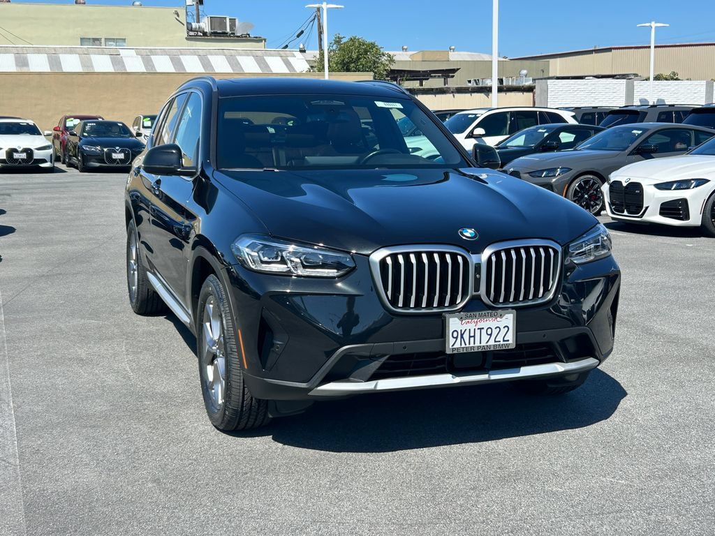 Used 2024 BMW X3 xDrive30i w/ Premium Package AWD/4WD image 7