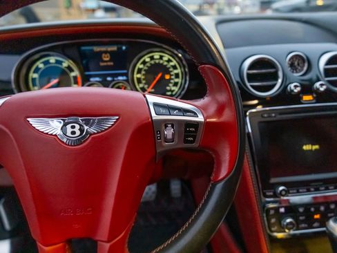 Used 2015 Bentley Flying Spur V8 AWD/4WD image 45