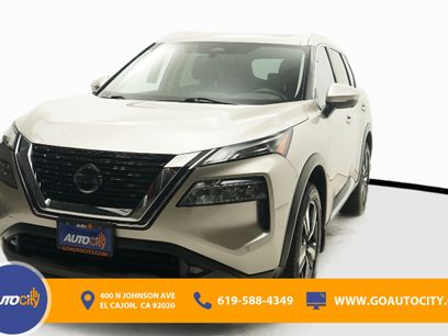 Used 2021 Nissan Rogue SL w/ Premium Package