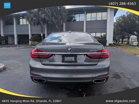 Used 2016 BMW 740i image 4