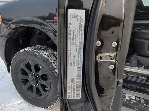 Used 2022 RAM 2500 Laramie w/ Night Edition image 34