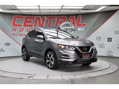 Certified 2022 Nissan Rogue Sport SL