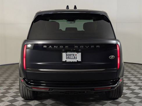Used 2023 Land Rover Range Rover Long Wheelbase Autobiography image 5