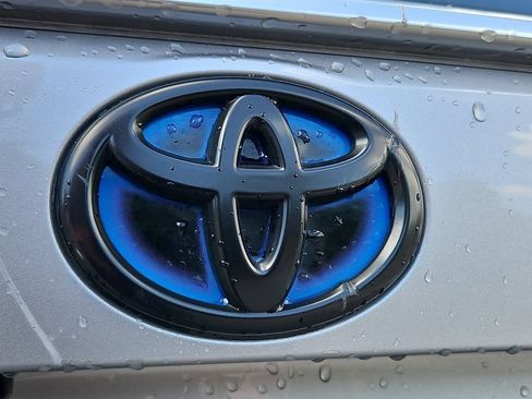 Used 2024 Toyota RAV4 Limited w/ Advanced Technology Package AWD/4WD image 33