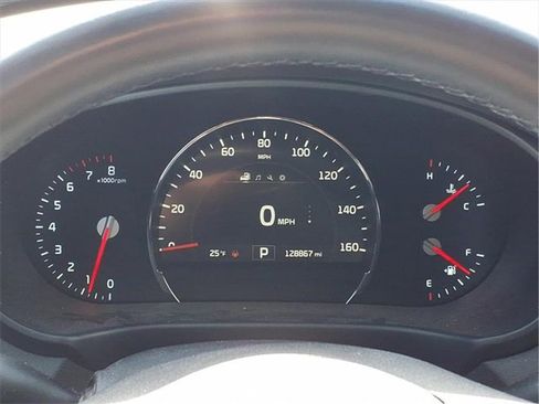 Used 2018 Kia Sorento EX image 13