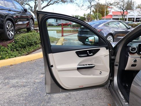 Used 2023 Mercedes-Benz C 300 Sedan w/ Exclusive Trim Package image 26