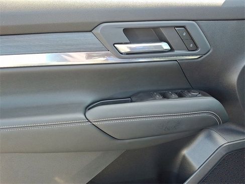 New 2026 GMC Terrain Elevation image 8