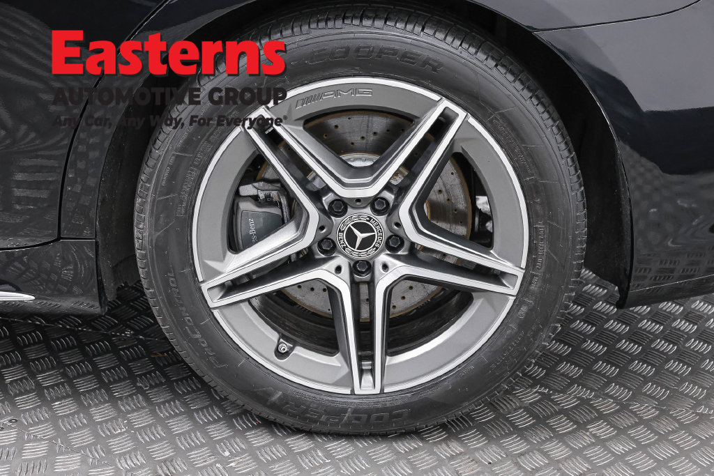 Used 2022 Mercedes-Benz S 500 4MATIC w/ AMG Line Package image 35