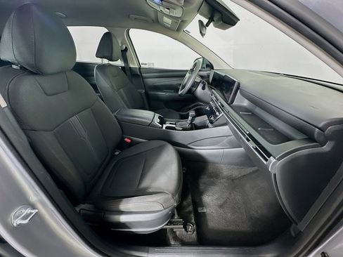 Used 2025 Hyundai Tucson SEL FWD image 32