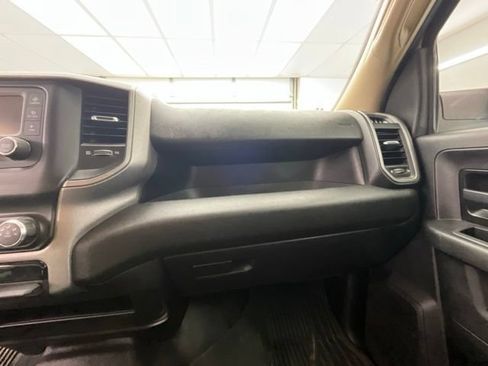 Used 2020 RAM 3500 Tradesman w/ Chrome Appearance Group AWD/4WD image 11