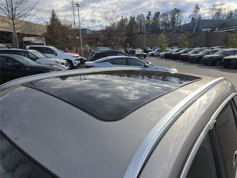 Used 2021 BMW X1 xDrive28i w/ Convenience Package image 12