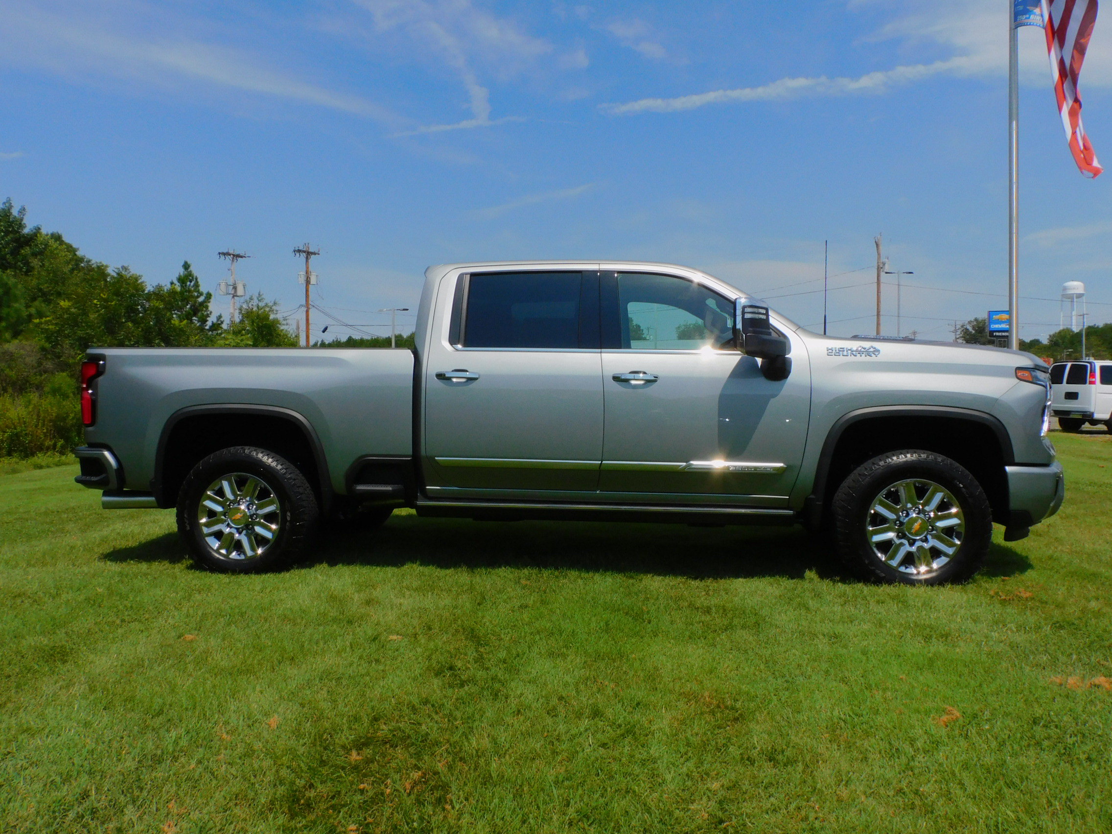New 2026 Chevrolet Silverado 2500 High Country w/ High Country Premium Package AWD/4WD image 13
