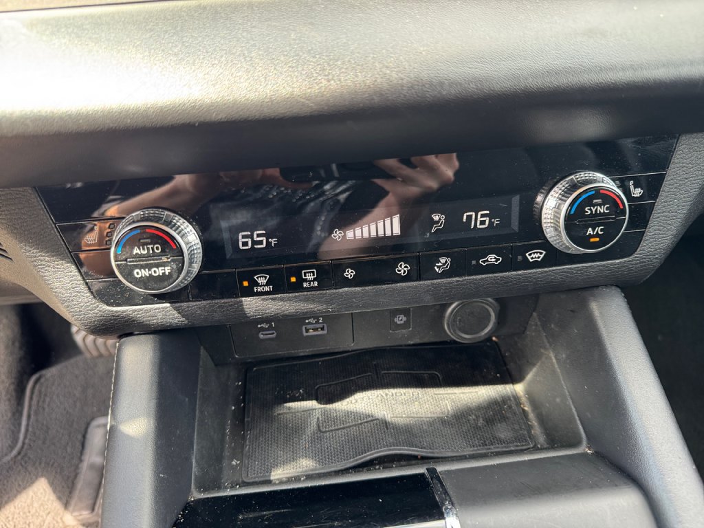 Used 2022 Mitsubishi Outlander SE AWD/4WD image 34