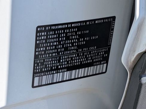 Used 2023 Volkswagen Tiguan SE FWD image 38