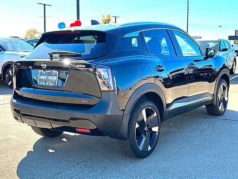 New 2026 Nissan Kicks SR w/ SR Premium Package image 8