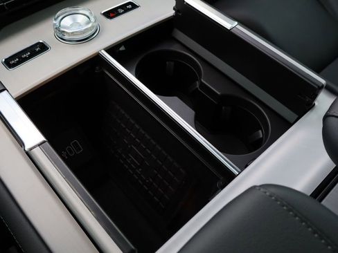 Used 2025 Lincoln Navigator L Reserve w/ Jet Appearance Package image 22