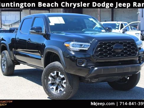 Used 2023 Toyota Tacoma TRD Off-Road AWD/4WD image 1