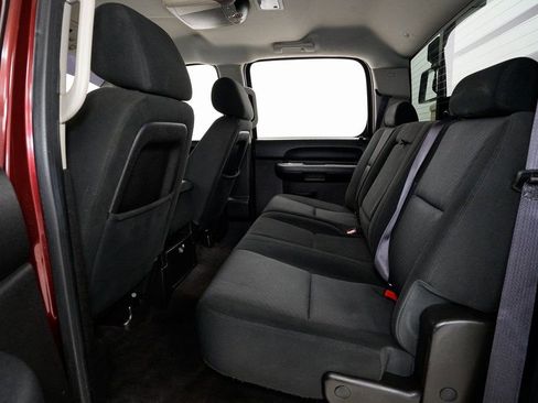 Used 2014 Chevrolet Silverado 2500 LT w/ Z71 Appearance Package image 17