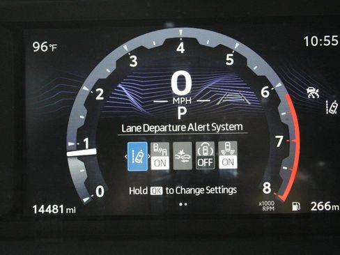 Certified 2025 Toyota 4Runner SR5 AWD/4WD image 3