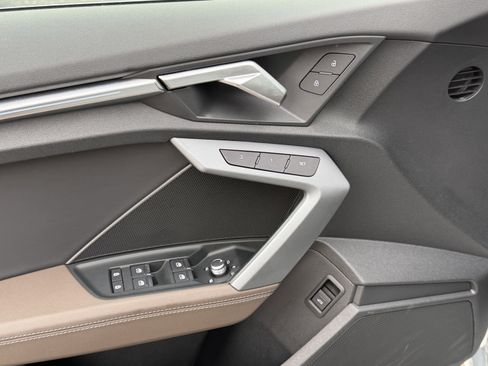 Used 2025 Audi A3 2.0T Premium w/ Convenience Package image 8