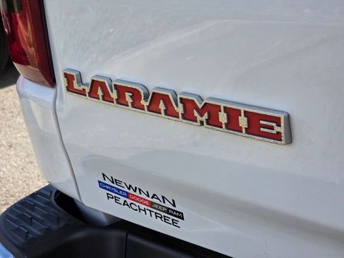 Used 2021 RAM 1500 Laramie w/ Off Road Group AWD/4WD image 28
