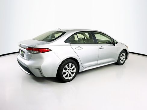 Used 2020 Toyota Corolla LE FWD image 9