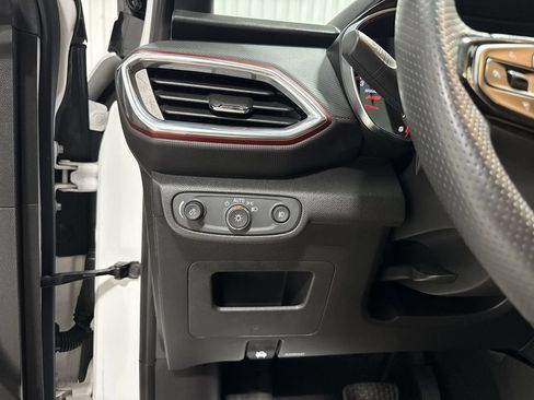 Used 2022 Chevrolet TrailBlazer RS AWD/4WD image 18