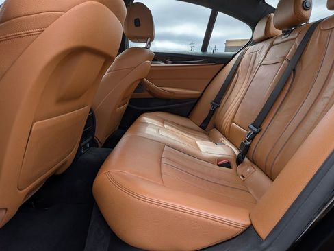 Used 2017 BMW 540i image 11