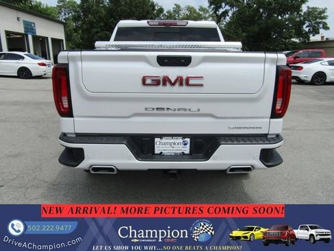 Used 2025 GMC Sierra 1500 Denali w/ Denali Reserve Package AWD/4WD image 5